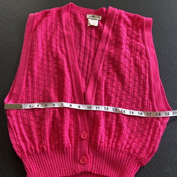 Grandma Meets 80’s Sweater Vest - Picture 5 of 6